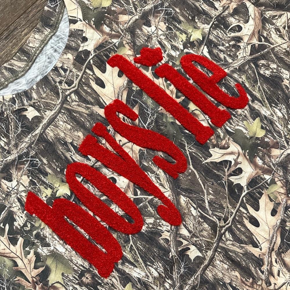 Boys Lie Camo Manhunt Tee ❣️ - Picture 2 of 4